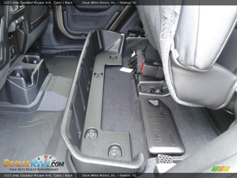 2020 Jeep Gladiator Mojave 4x4 Gator / Black Photo #19