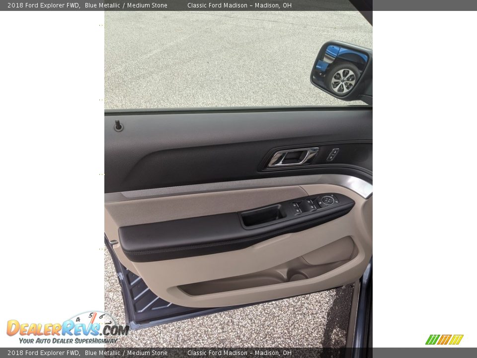 2018 Ford Explorer FWD Blue Metallic / Medium Stone Photo #6