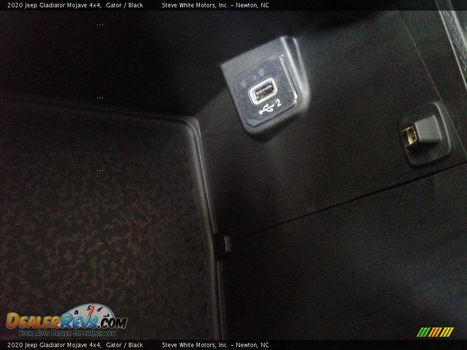 2020 Jeep Gladiator Mojave 4x4 Gator / Black Photo #34