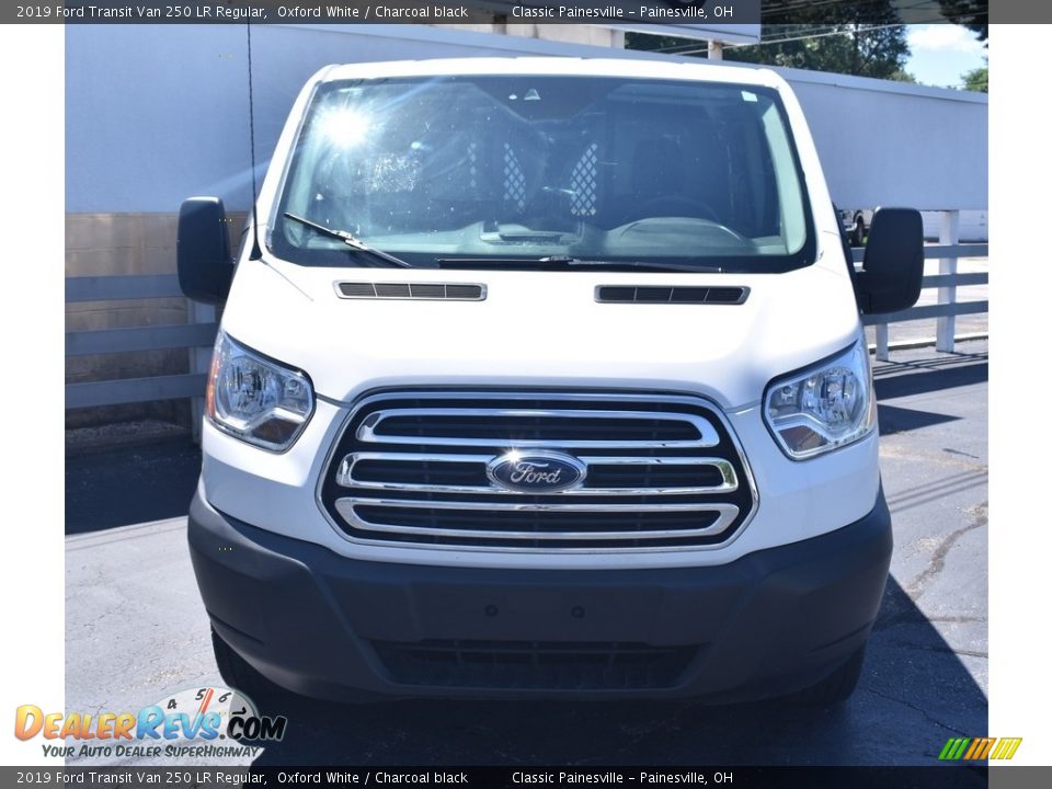 2019 Ford Transit Van 250 LR Regular Oxford White / Charcoal black Photo #4