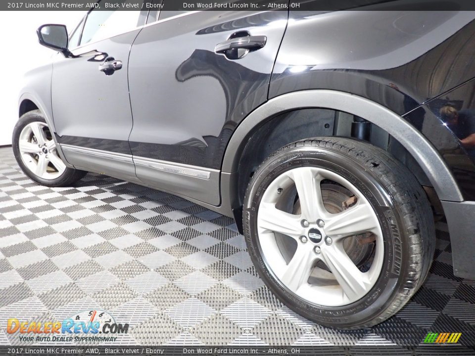 2017 Lincoln MKC Premier AWD Black Velvet / Ebony Photo #10