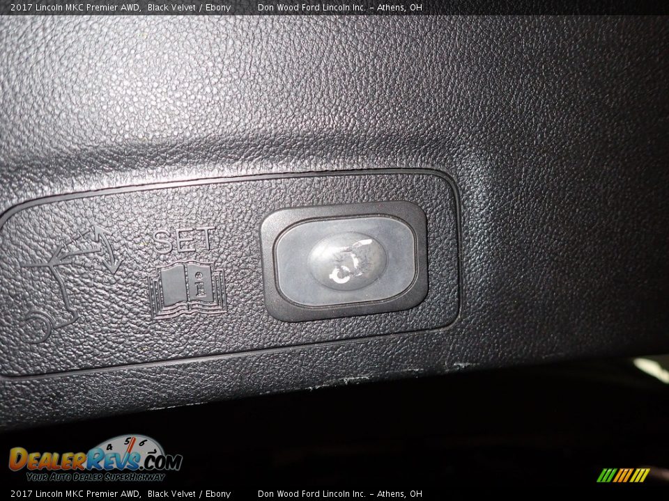 2017 Lincoln MKC Premier AWD Black Velvet / Ebony Photo #15
