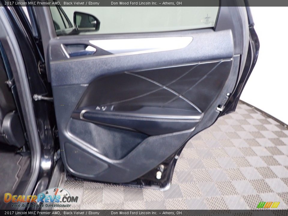 2017 Lincoln MKC Premier AWD Black Velvet / Ebony Photo #23