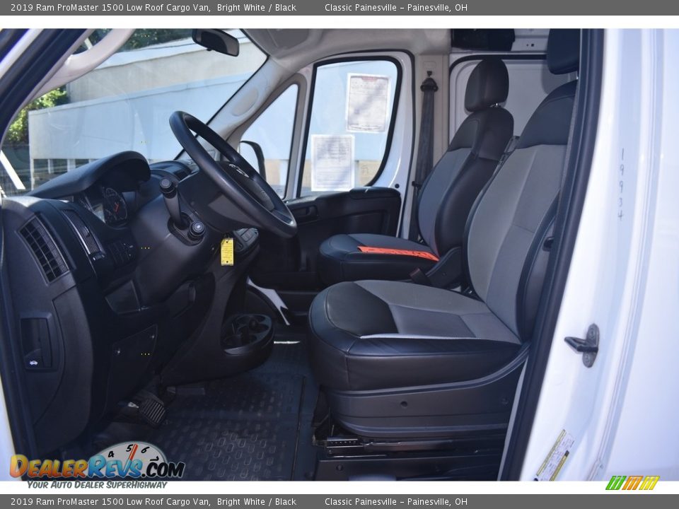 2019 Ram ProMaster 1500 Low Roof Cargo Van Bright White / Black Photo #6