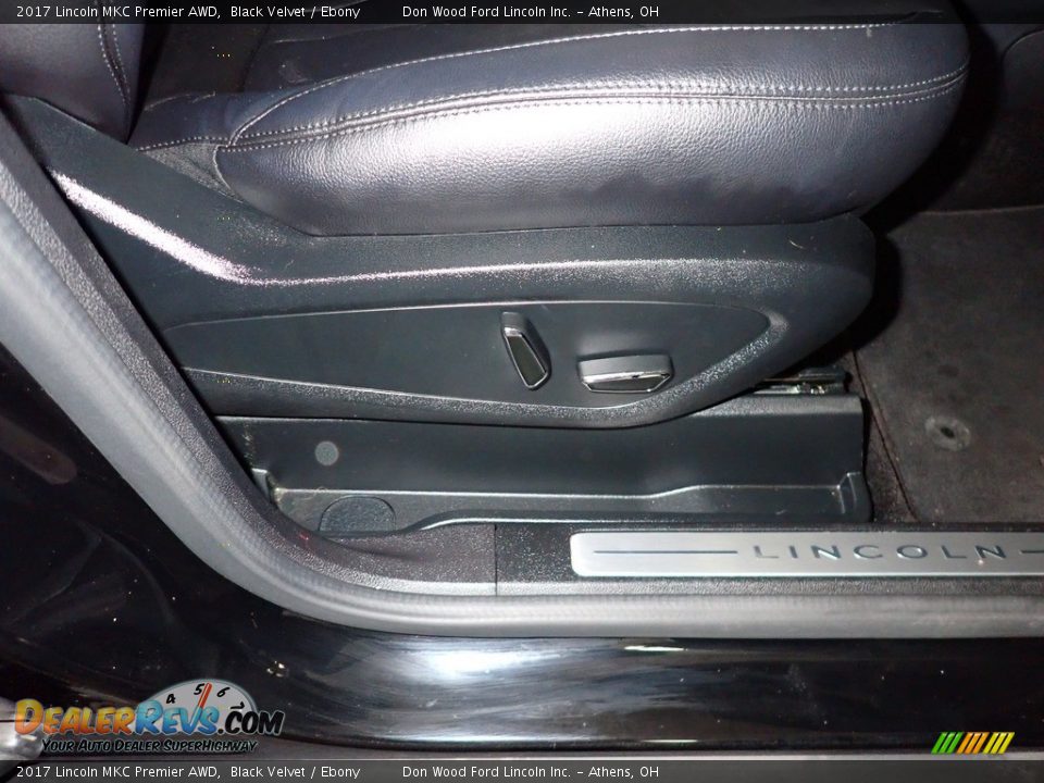 2017 Lincoln MKC Premier AWD Black Velvet / Ebony Photo #26