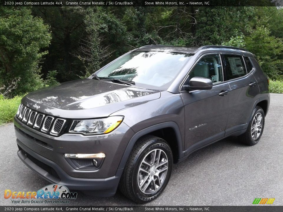 2020 Jeep Compass Latitude 4x4 Granite Crystal Metallic / Ski Gray/Black Photo #2