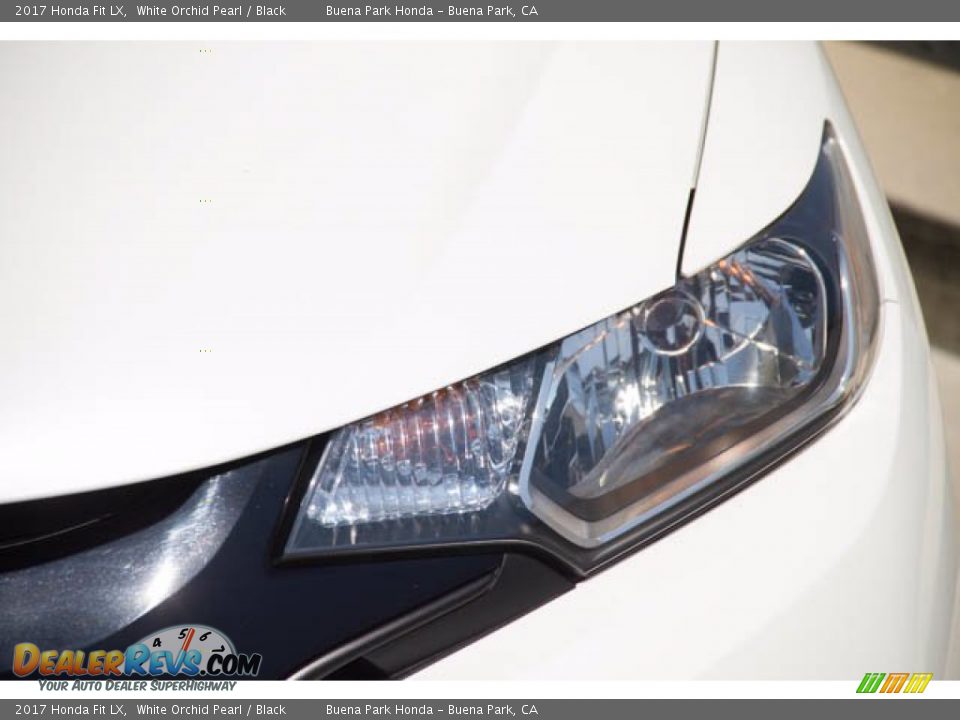 2017 Honda Fit LX White Orchid Pearl / Black Photo #9