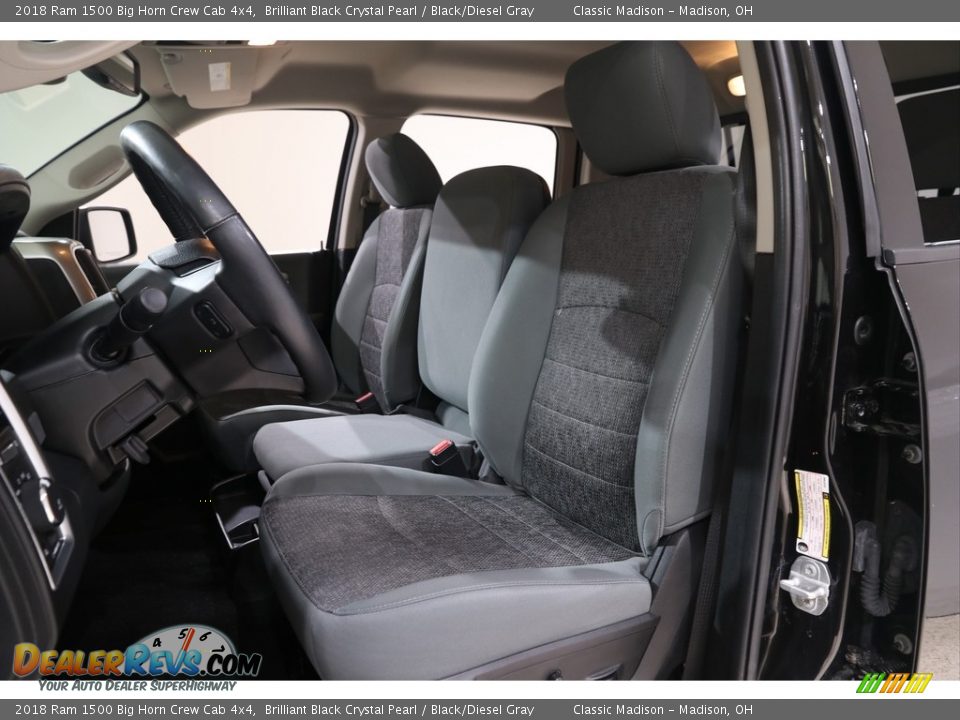 2018 Ram 1500 Big Horn Crew Cab 4x4 Brilliant Black Crystal Pearl / Black/Diesel Gray Photo #5