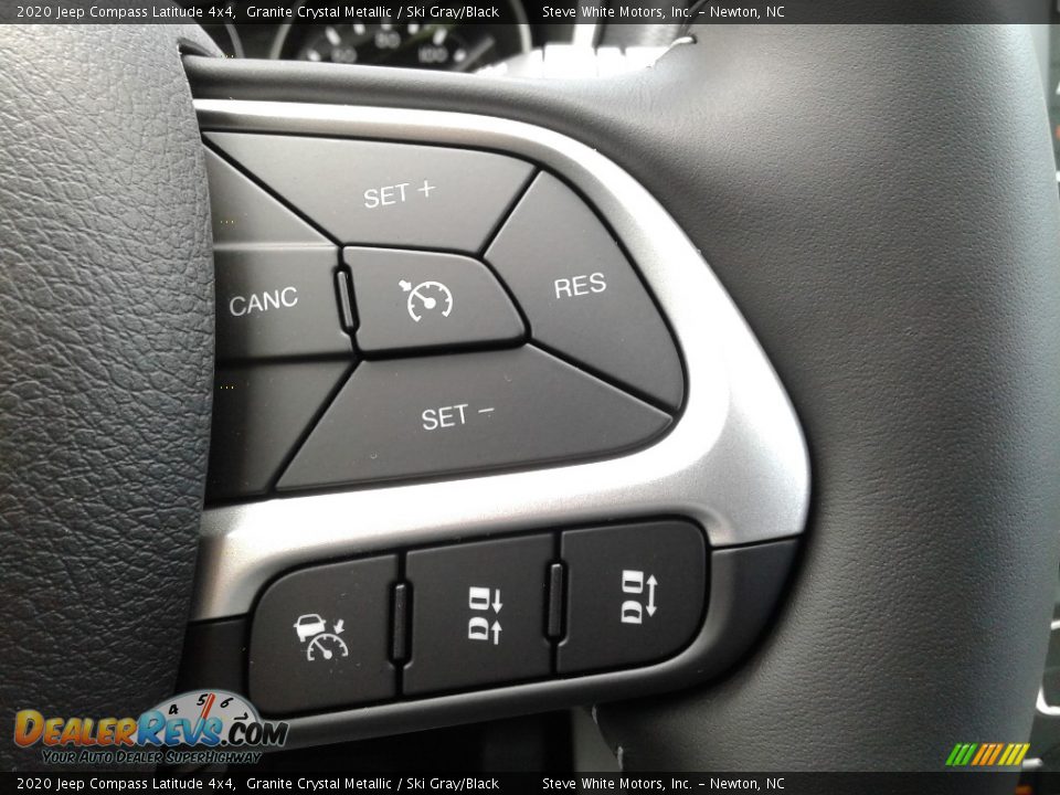 2020 Jeep Compass Latitude 4x4 Granite Crystal Metallic / Ski Gray/Black Photo #19