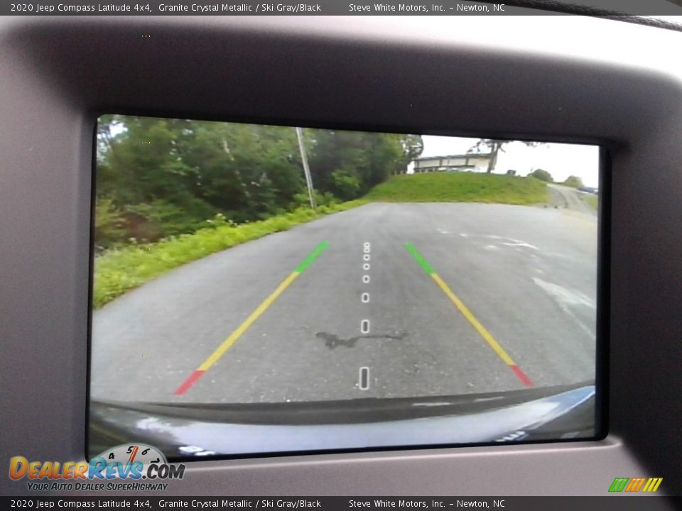 2020 Jeep Compass Latitude 4x4 Granite Crystal Metallic / Ski Gray/Black Photo #23