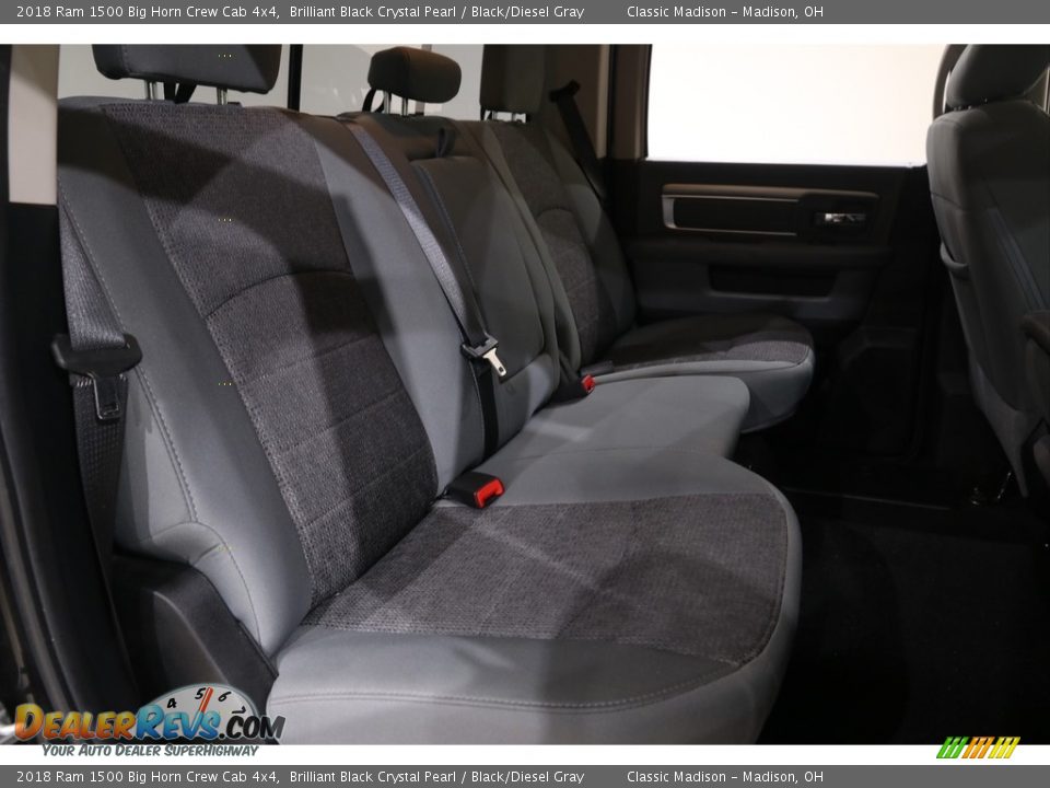 2018 Ram 1500 Big Horn Crew Cab 4x4 Brilliant Black Crystal Pearl / Black/Diesel Gray Photo #19