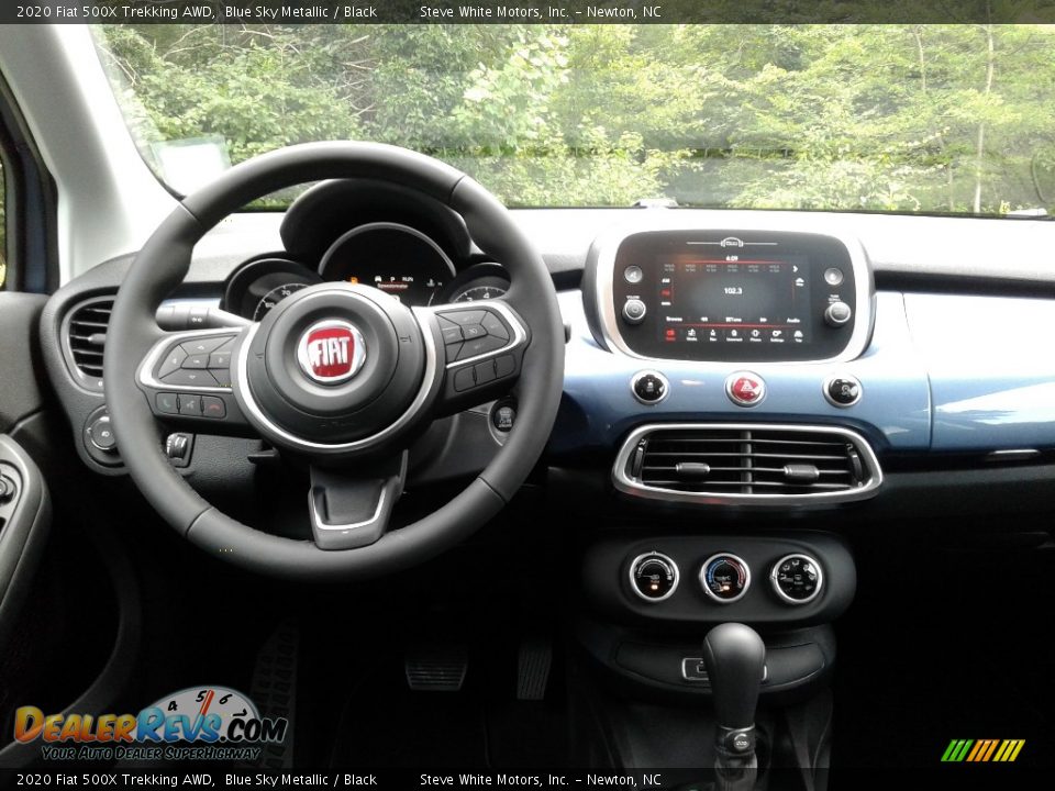 Dashboard of 2020 Fiat 500X Trekking AWD Photo #18