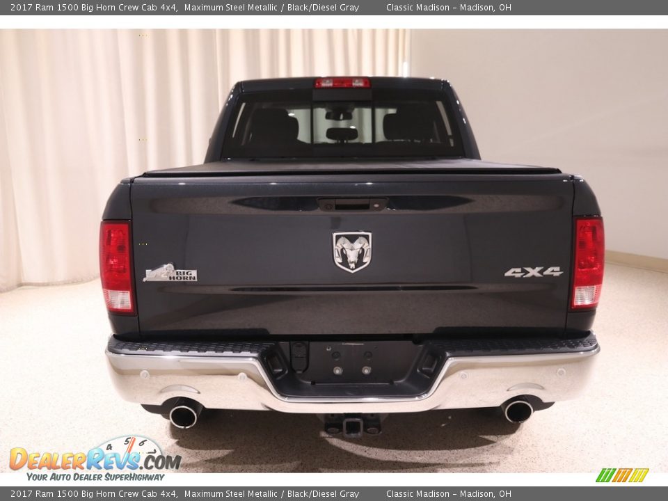2017 Ram 1500 Big Horn Crew Cab 4x4 Maximum Steel Metallic / Black/Diesel Gray Photo #24