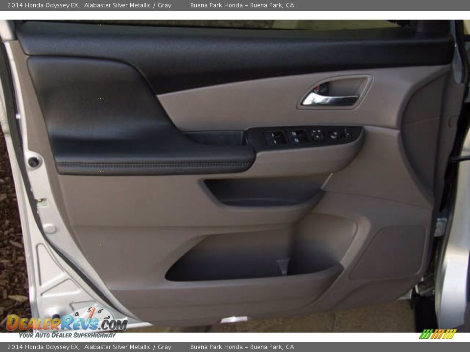 2014 Honda Odyssey EX Alabaster Silver Metallic / Gray Photo #32