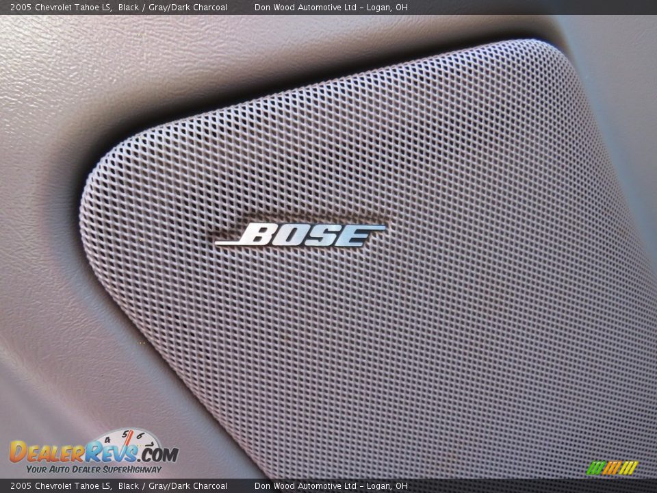 2005 Chevrolet Tahoe LS Black / Gray/Dark Charcoal Photo #3