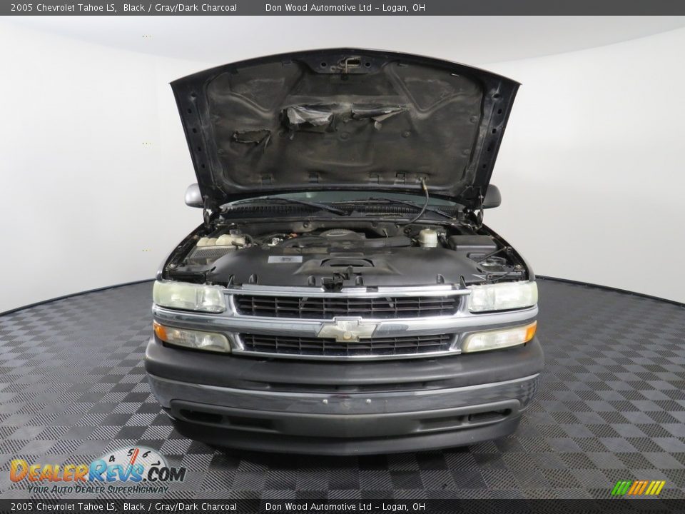 2005 Chevrolet Tahoe LS Black / Gray/Dark Charcoal Photo #7