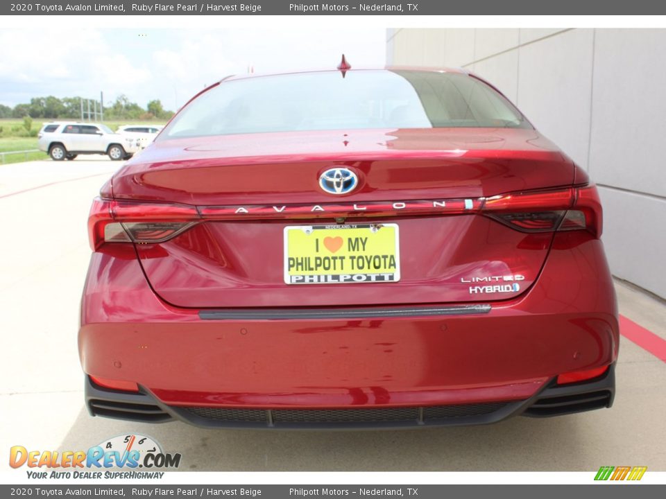 2020 Toyota Avalon Limited Ruby Flare Pearl / Harvest Beige Photo #7