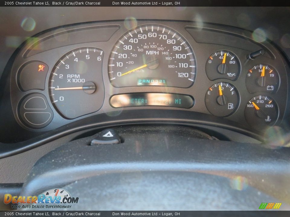2005 Chevrolet Tahoe LS Black / Gray/Dark Charcoal Photo #24