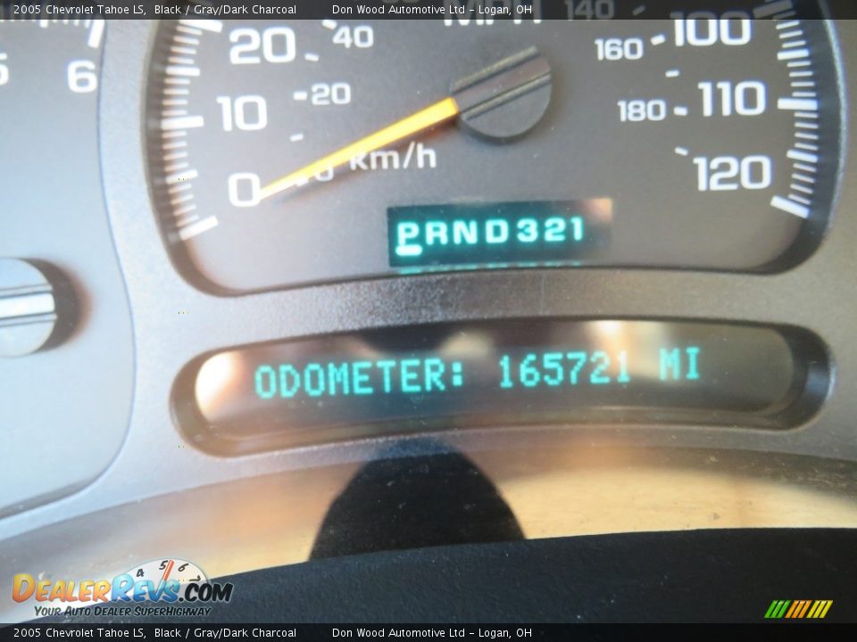 2005 Chevrolet Tahoe LS Black / Gray/Dark Charcoal Photo #25