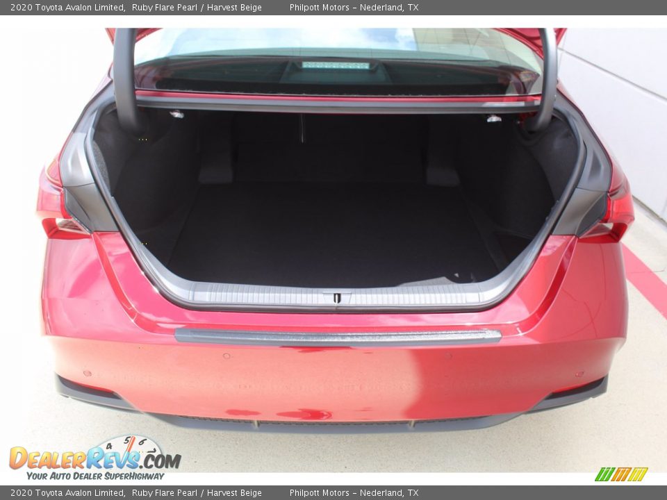 2020 Toyota Avalon Limited Ruby Flare Pearl / Harvest Beige Photo #24