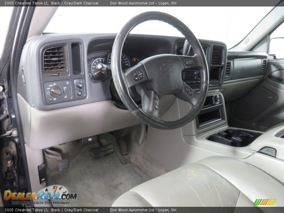 2005 Chevrolet Tahoe LS Black / Gray/Dark Charcoal Photo #34