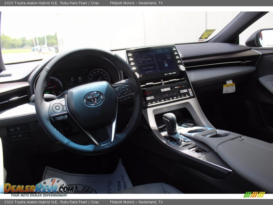 2020 Toyota Avalon Hybrid XLE Ruby Flare Pearl / Gray Photo #21