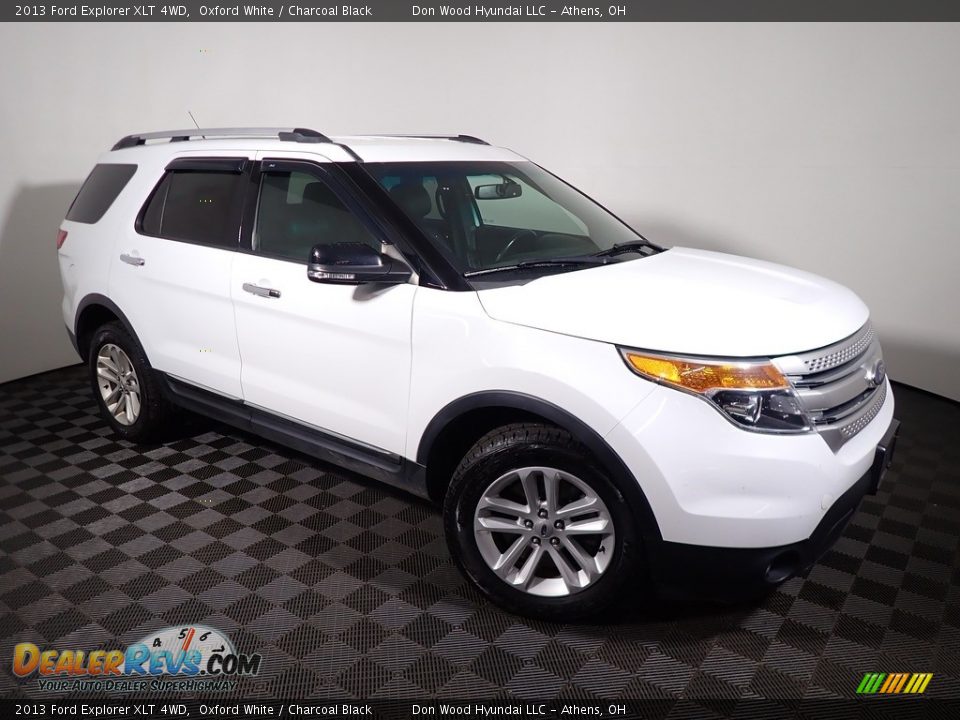 2013 Ford Explorer XLT 4WD Oxford White / Charcoal Black Photo #2