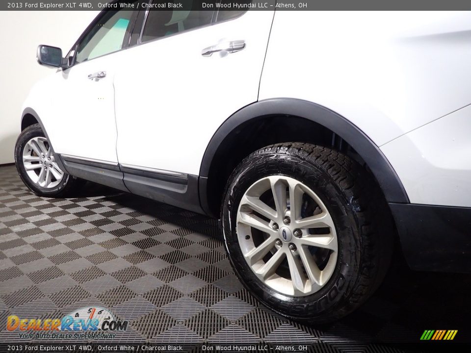 2013 Ford Explorer XLT 4WD Oxford White / Charcoal Black Photo #10