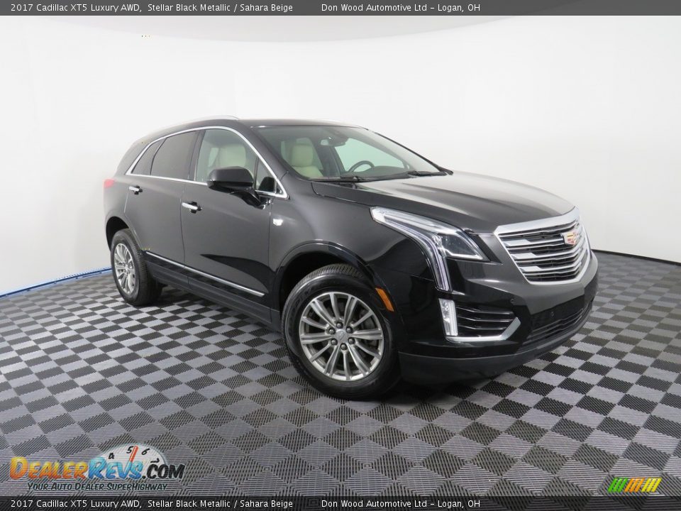 2017 Cadillac XT5 Luxury AWD Stellar Black Metallic / Sahara Beige Photo #6