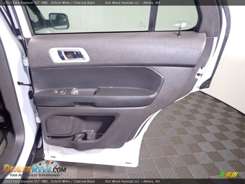 2013 Ford Explorer XLT 4WD Oxford White / Charcoal Black Photo #22