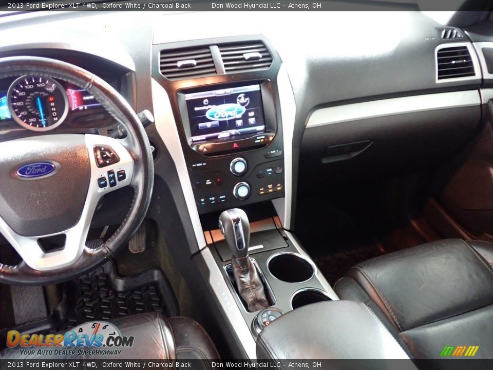 2013 Ford Explorer XLT 4WD Oxford White / Charcoal Black Photo #30