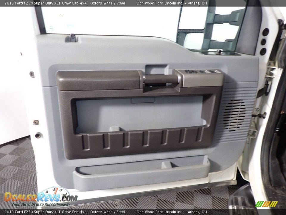 2013 Ford F250 Super Duty XLT Crew Cab 4x4 Oxford White / Steel Photo #12
