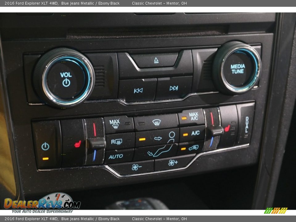 2016 Ford Explorer XLT 4WD Blue Jeans Metallic / Ebony Black Photo #17