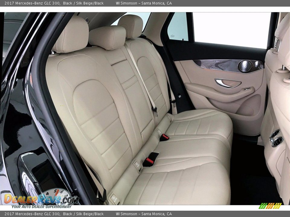2017 Mercedes-Benz GLC 300 Black / Silk Beige/Black Photo #13