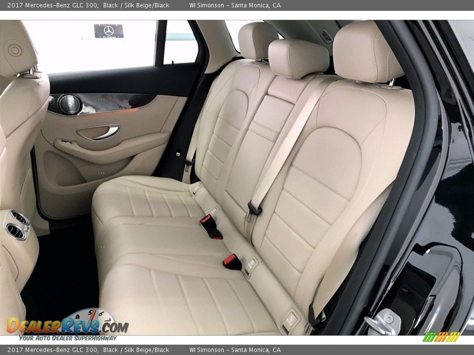 2017 Mercedes-Benz GLC 300 Black / Silk Beige/Black Photo #15