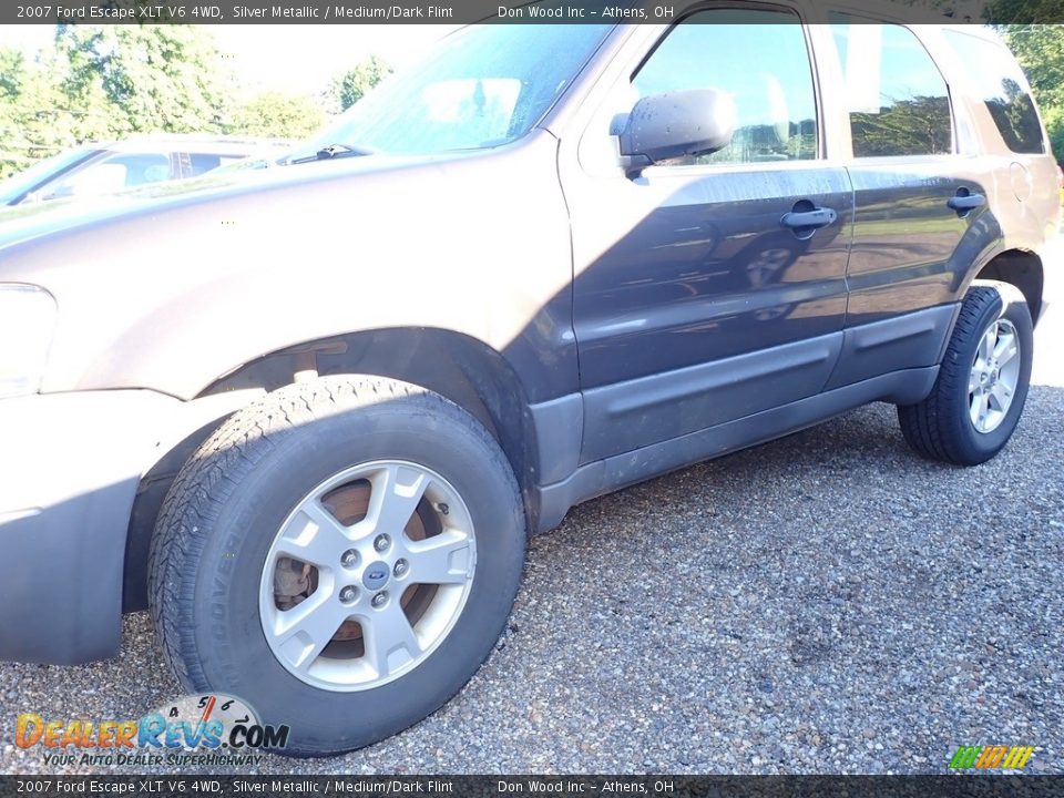 2007 Ford Escape XLT V6 4WD Silver Metallic / Medium/Dark Flint Photo #7