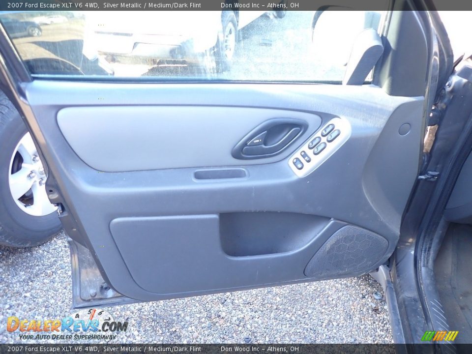 2007 Ford Escape XLT V6 4WD Silver Metallic / Medium/Dark Flint Photo #16