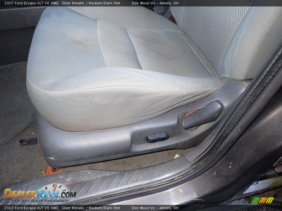 2007 Ford Escape XLT V6 4WD Silver Metallic / Medium/Dark Flint Photo #17