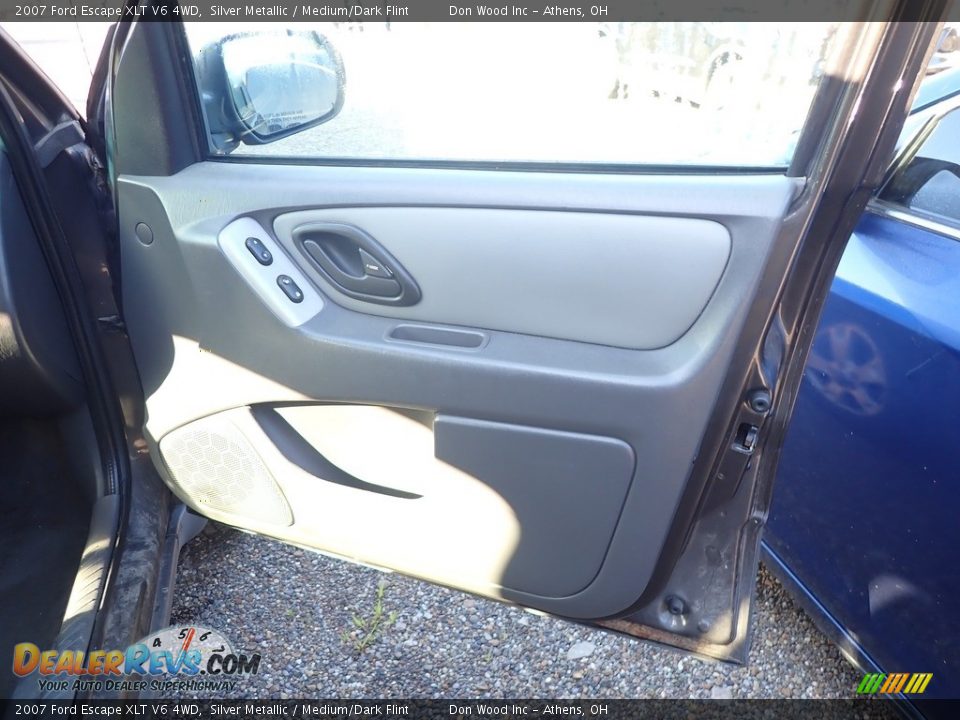 2007 Ford Escape XLT V6 4WD Silver Metallic / Medium/Dark Flint Photo #24