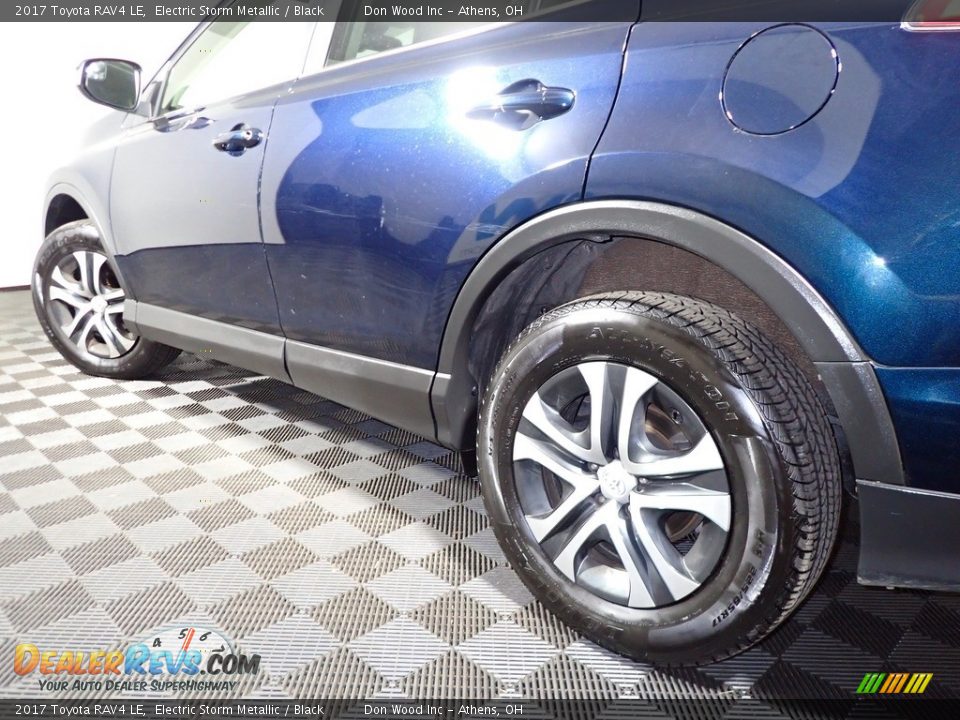 2017 Toyota RAV4 LE Electric Storm Metallic / Black Photo #10