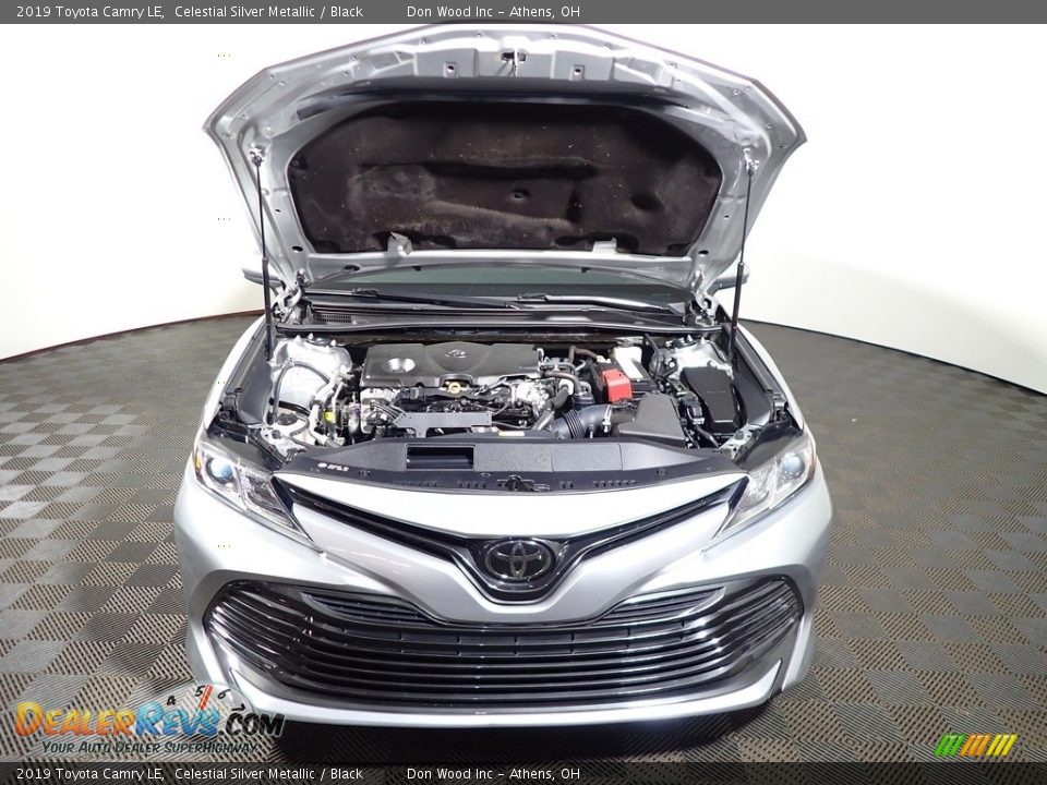 2019 Toyota Camry LE Celestial Silver Metallic / Black Photo #5