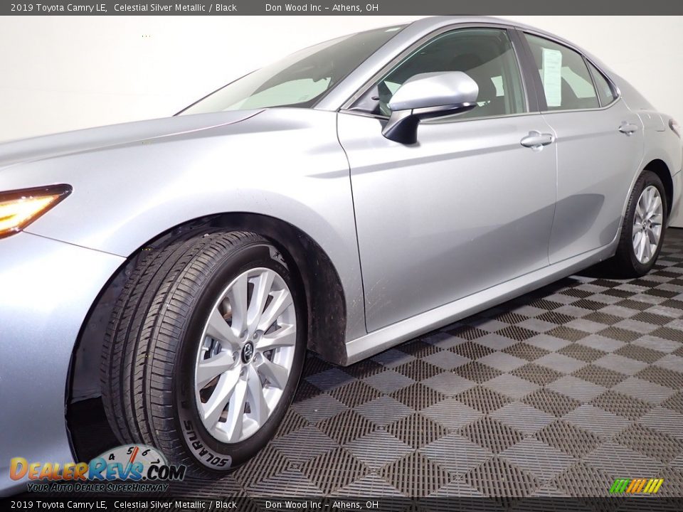 2019 Toyota Camry LE Celestial Silver Metallic / Black Photo #8