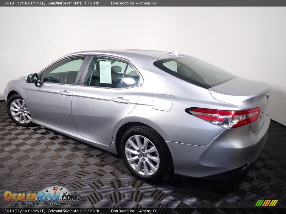 2019 Toyota Camry LE Celestial Silver Metallic / Black Photo #9
