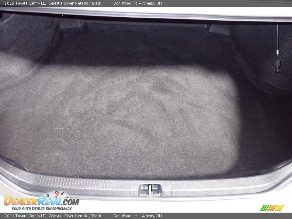 2019 Toyota Camry LE Celestial Silver Metallic / Black Photo #13