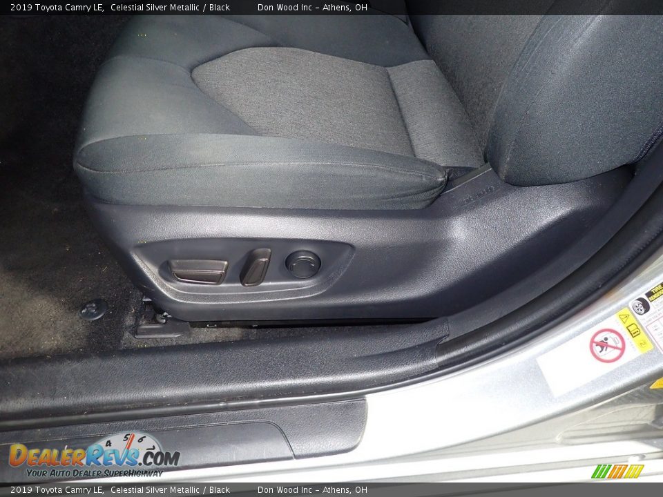 2019 Toyota Camry LE Celestial Silver Metallic / Black Photo #17
