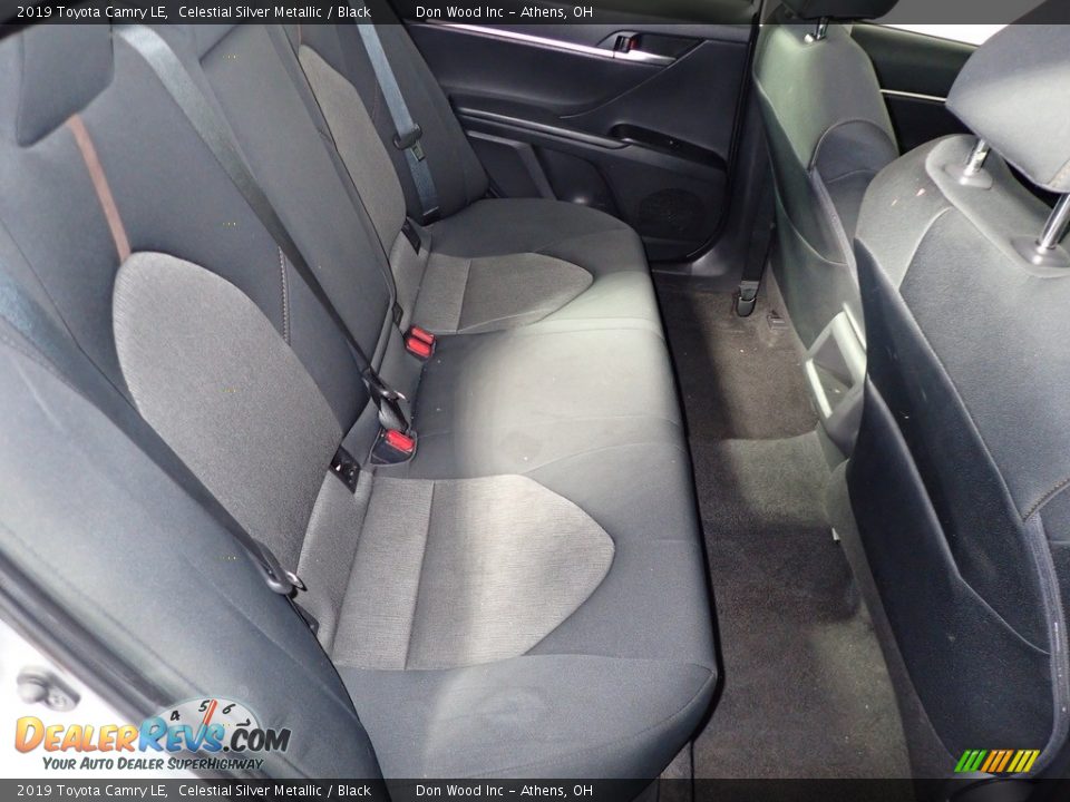 2019 Toyota Camry LE Celestial Silver Metallic / Black Photo #22
