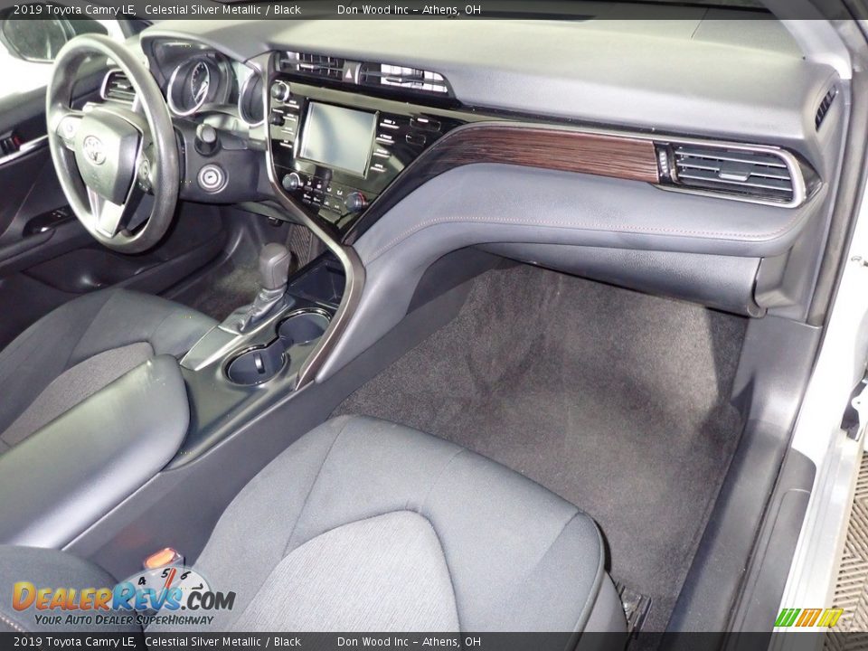 2019 Toyota Camry LE Celestial Silver Metallic / Black Photo #25