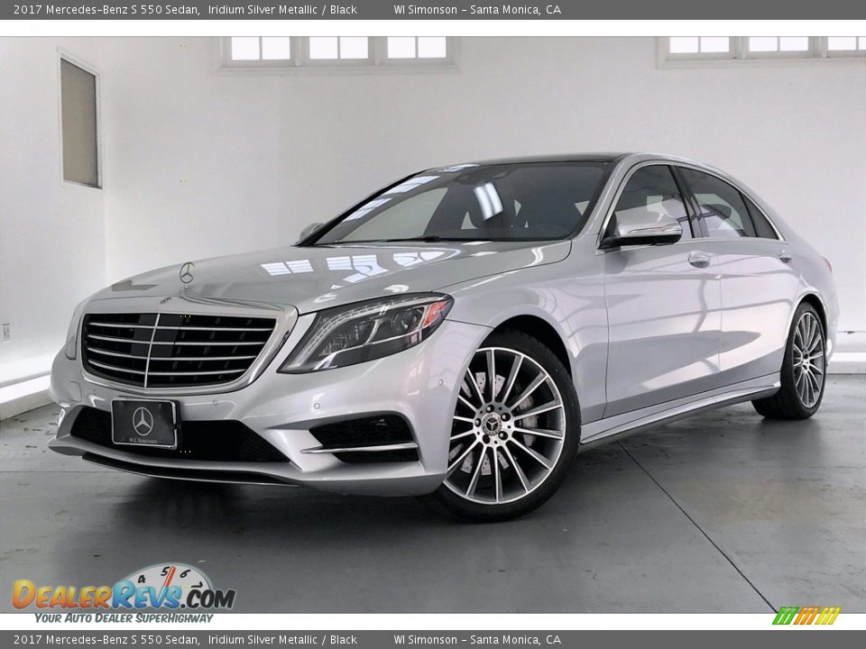 Front 3/4 View of 2017 Mercedes-Benz S 550 Sedan Photo #12