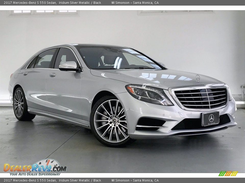 Front 3/4 View of 2017 Mercedes-Benz S 550 Sedan Photo #34