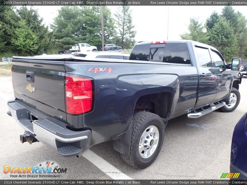 2019 Chevrolet Silverado 2500HD LT Crew Cab 4WD Deep Ocean Blue Metallic / Jet Black Photo #3